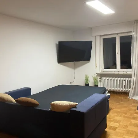2 With Parking In Appartement